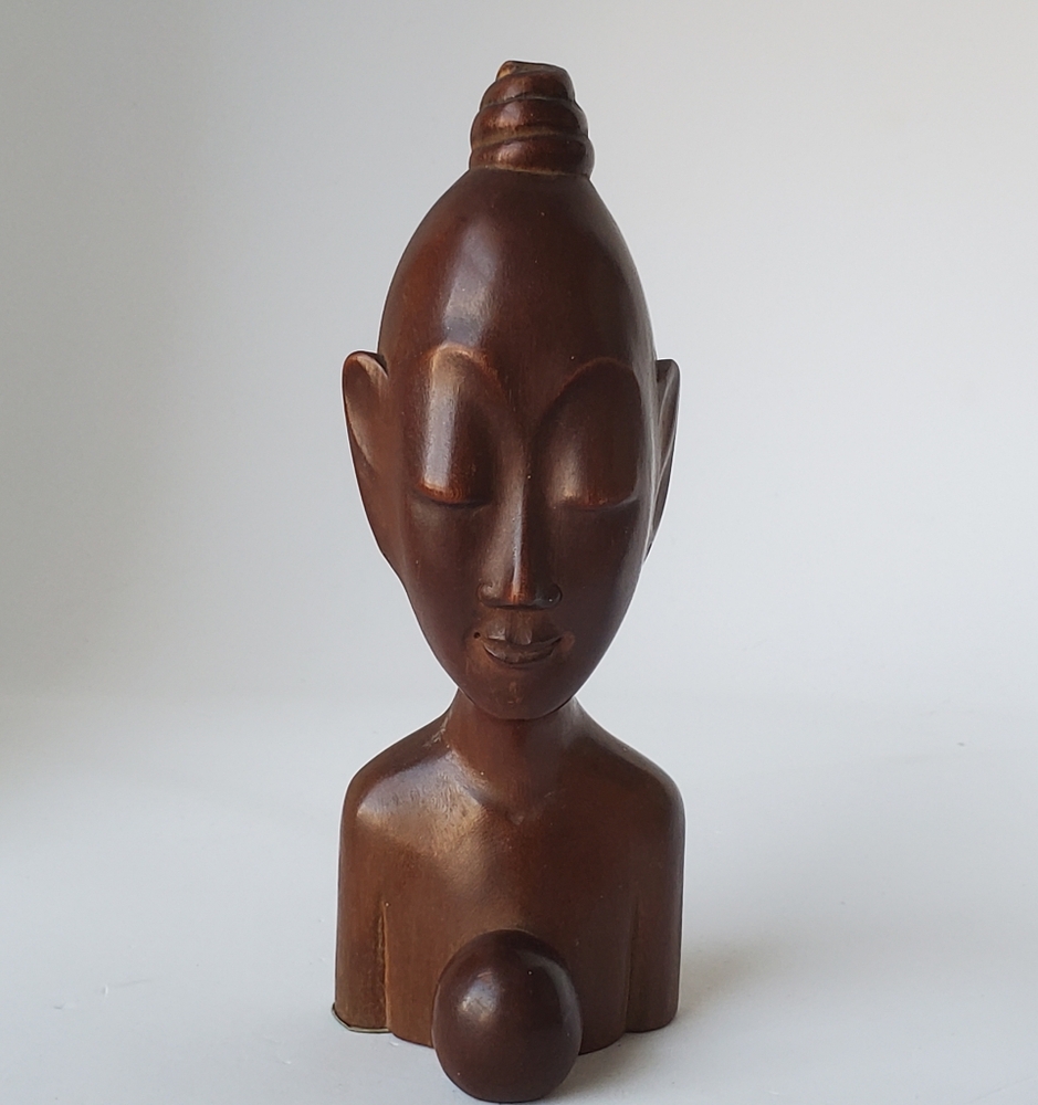 Elegant Brown Wooden Oriental Bust  Sculpture Hard Wood Beautiful